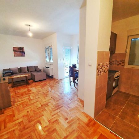 Apartman 44 ビイェリナ エクステリア 写真