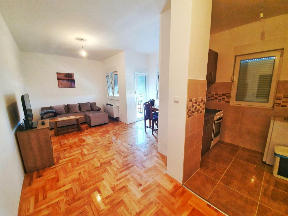 Apartman 44 ビイェリナ エクステリア 写真